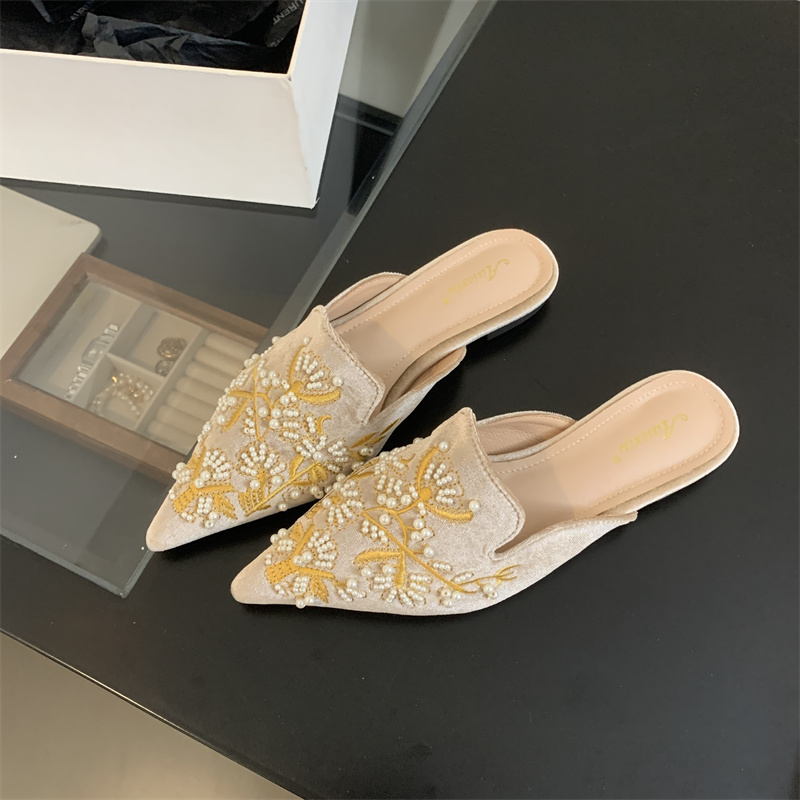 2026 Chinese Style Flat Pointed Toe Beaded Embroidered Shoes 35-40 - Image 4