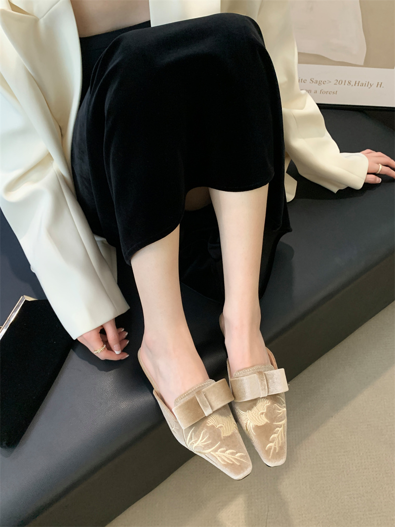 2026 Embroidered Retro Thin Heel Square Toe Slippers for Women 35-40 - Image 2